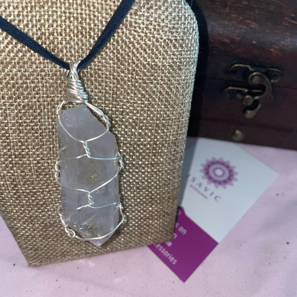 Adjustable clear quartz adjustable necklace